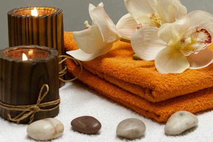 What does an aromatherapies do?